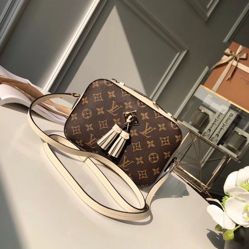 LOUIS VUITTON 루이비통 생통주 M43557-1