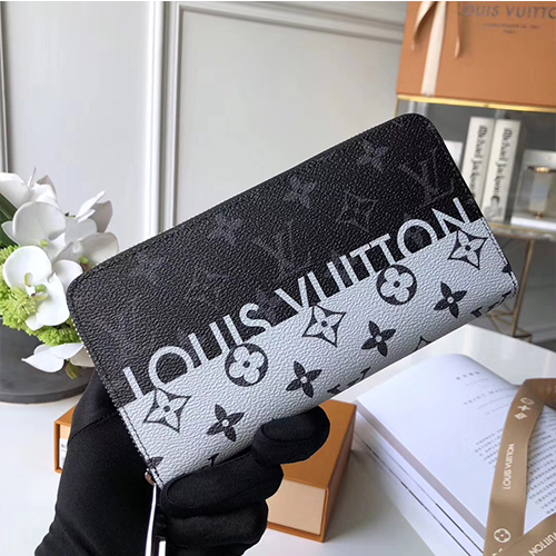 LOUIS VUITTON 루이비통 지퍼 월릿 M60017-4