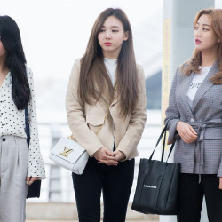 [트와이스 나연] LOUIS VUITTON 루이비통 트위스트백 신상 TWIST MM M50282