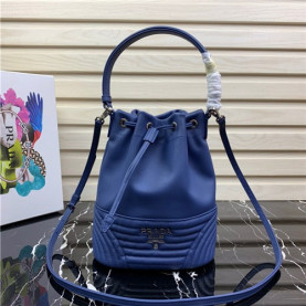 PRADA 프라다 버킷백 1BH038 신상