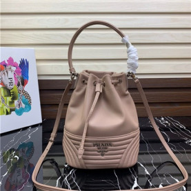 PRADA 프라다 버킷백 1BH038 신상