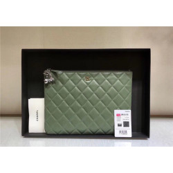 CHANEL 샤넬 램스킨 클러치 27CM AS1011