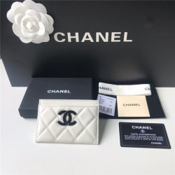 39위 CHANEL 샤넬 카드지갑 C2069
