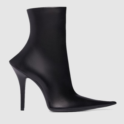 BALENCIAGA 발렌시아가 여성용 부츠 마녀 가죽 부츠 852537