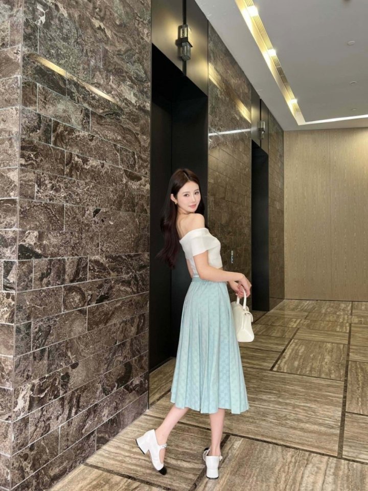 GUCCI 구찌 민트 롱 스커트