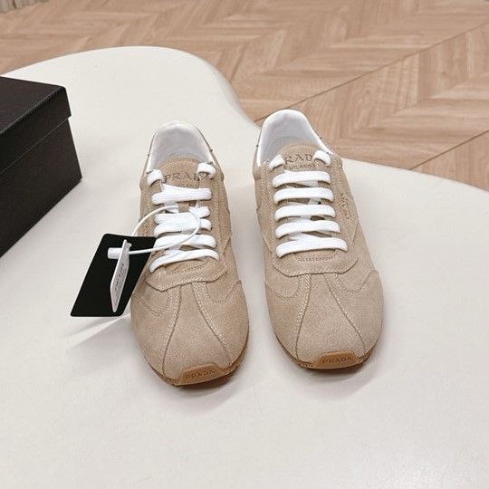 PRADA 프라다 여성용 스니커즈 P68143 2COLOR