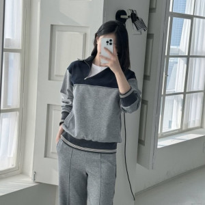 MIUMIU 미우미우 여성 블록 배색 세트 2COLOR