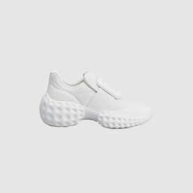 ROGER VIVIER 로저비비에 비브 런 라이트 스트라스 버클 스니커즈 6373 2COLOR