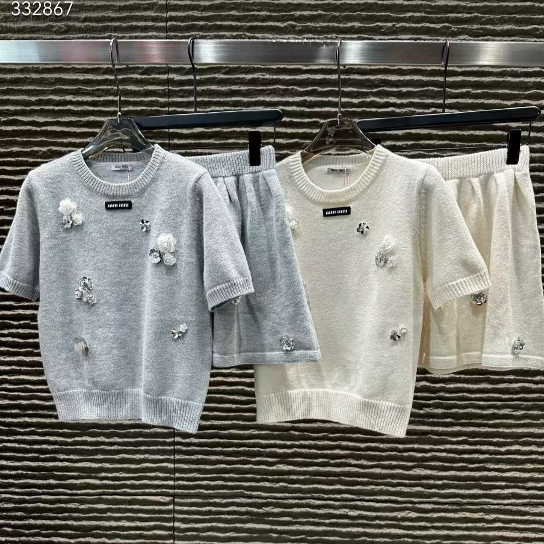 MIUMIU 미우미우 니트 셋업