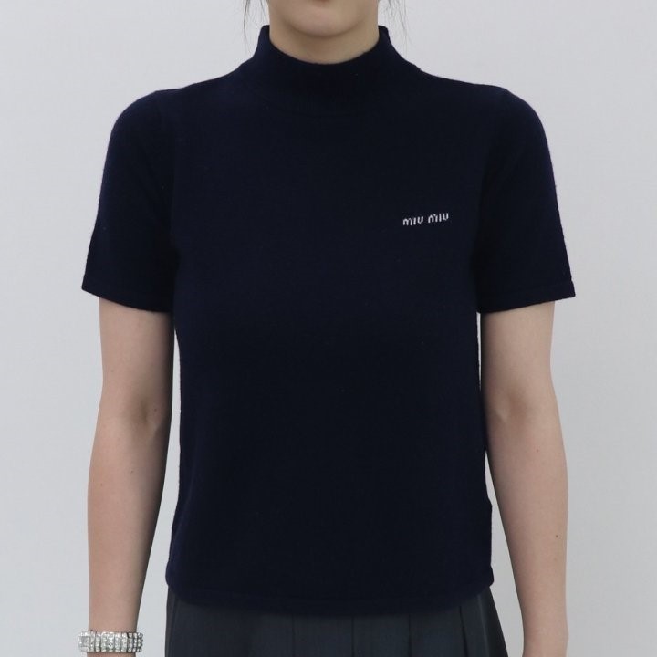 MIUMIU 미우미우 반폴라 울 니트 2COLOR