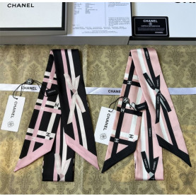 CHANEL 샤넬 쁘띠 실크 방도