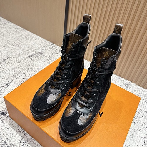 LOUIS VUITTON 루이비통 여성용 부츠 (굽높이7CM) L85399 2COLOR