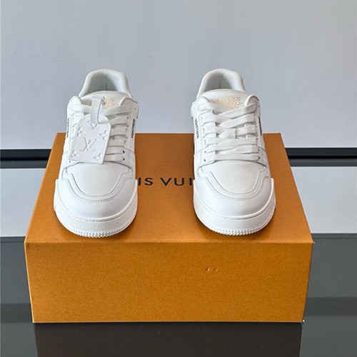 LOUIS VUITTON 루이비통 남성용 스니커즈 L97741 2COLOR