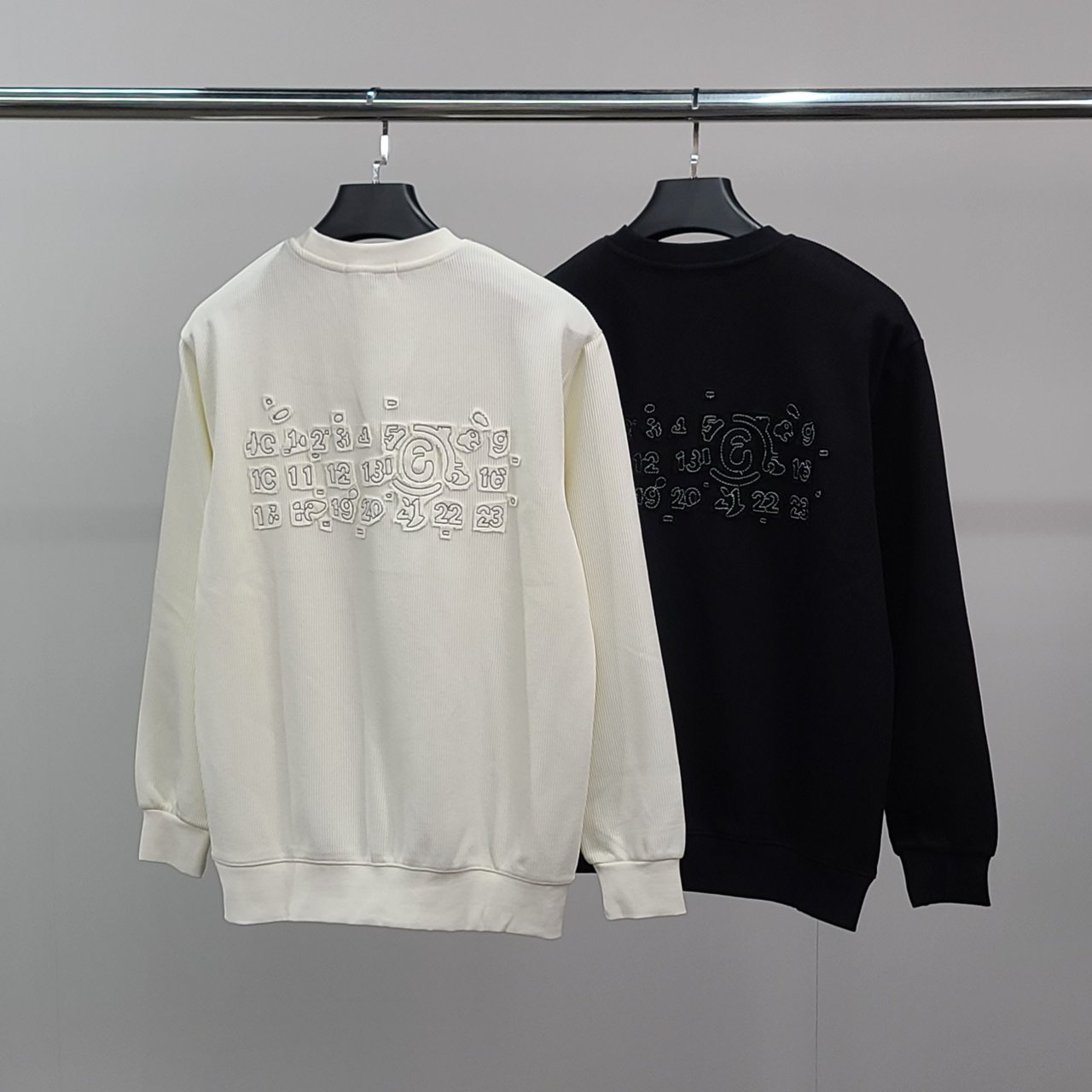 MAISON MARGIELA 메종마르지엘라 피스넘버 맨투맨