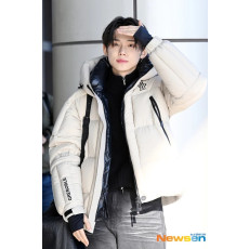 [투모로우바이투게더 연준] MONCLER 몽클레어 그레노블 셰르페리 숏 다운 패딩 자켓 2COLOR