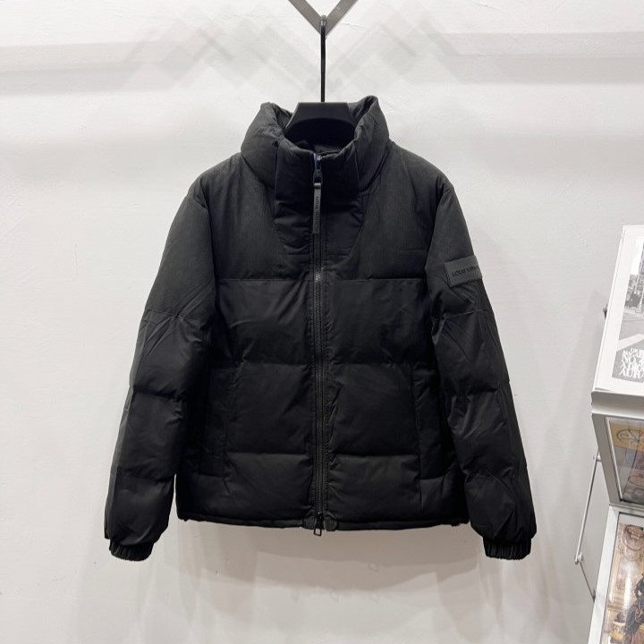 LOUIS VUITTON 루이비통 백로고 패딩