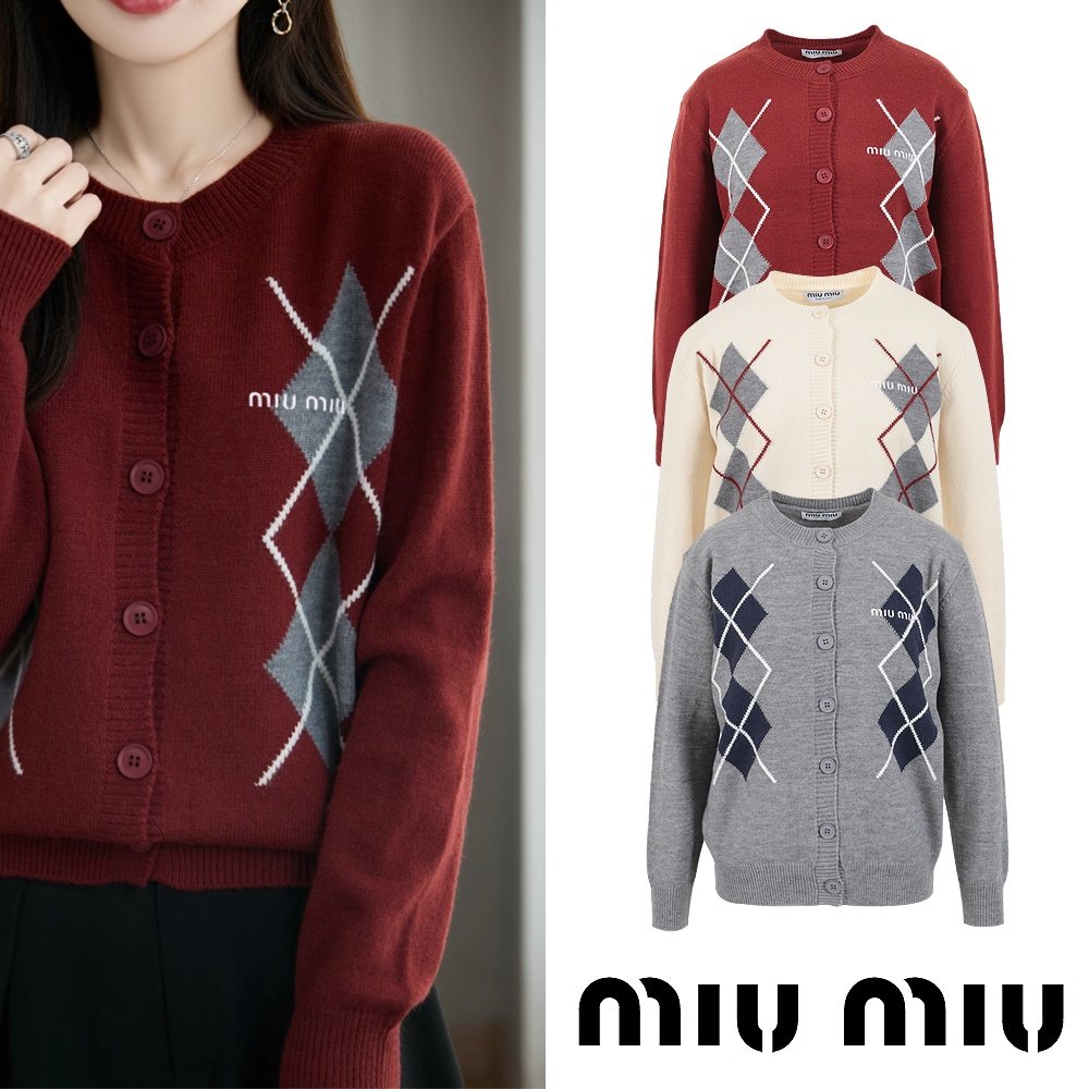 MIUMIU 미우미우 레터링자수 아가일패턴 가디건