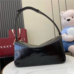 GUCCI 구찌 하프 홀스빗 라지 숄더백 862530