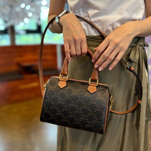 ●실사● 셀린느 스몰 보스턴 트리옹프 캔버스