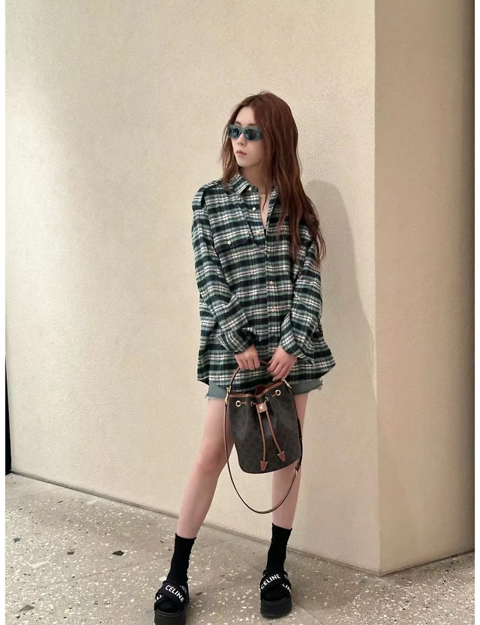 ●실사● 셀린느 클라라 백 트리옹프 캔버스