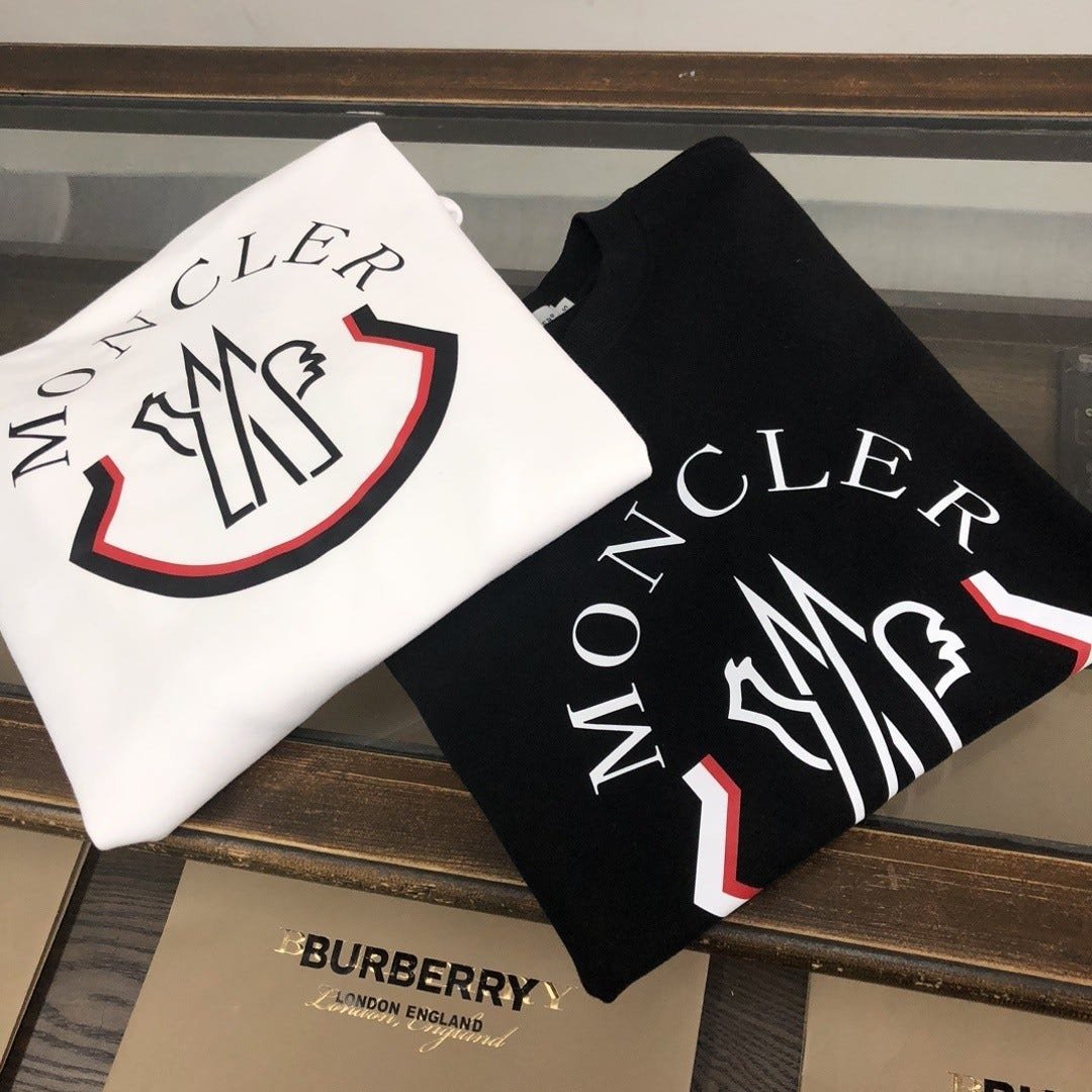 MONCLER 몽클레어 레터링 맨투맨