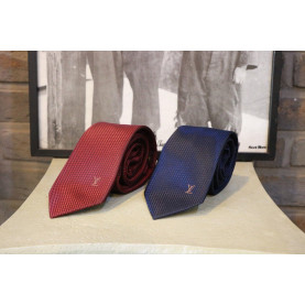 LOUIS VUITTON 루이비통 펀칭 자수 넥타이