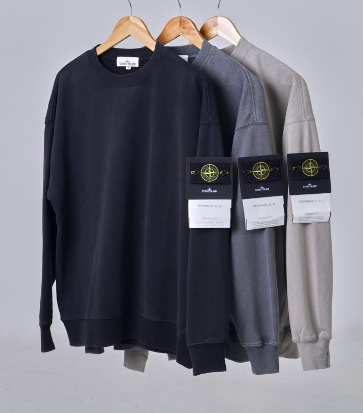 STONE ISLAND 스톤아일랜드 피그먼트 헤비 코튼 맨투맨