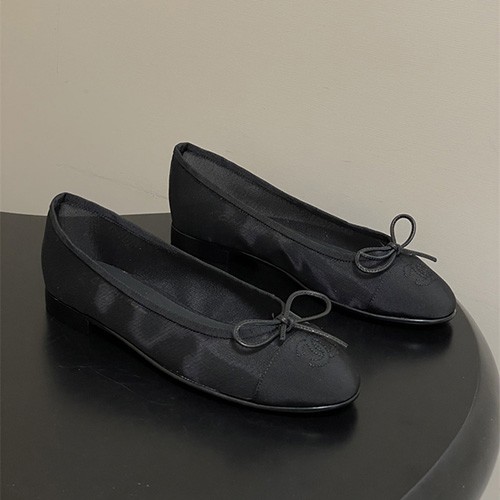 CHANEL 샤넬 여성용 단화 C89110 2COLOR