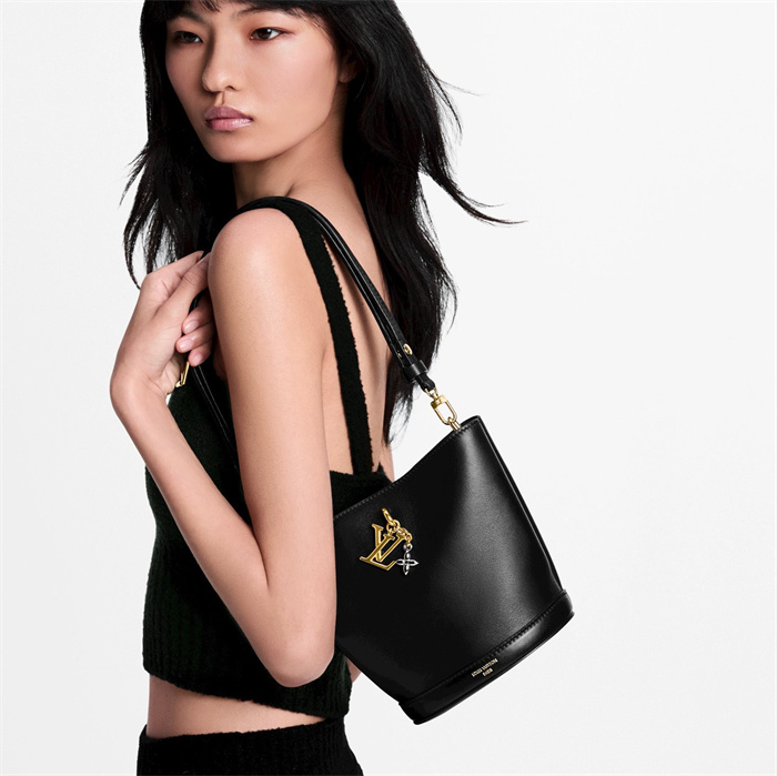 LOUIS VUITTON 루이비통 블룸 미니 크로스백 M27260